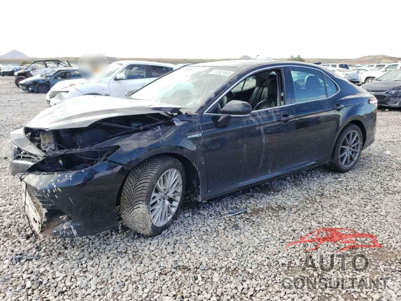 TOYOTA CAMRY 2018 - 4T1B21HK0JU001816