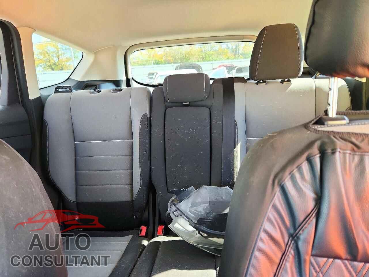 FORD ESCAPE 2013 - 1FMCU0G95DUC10304