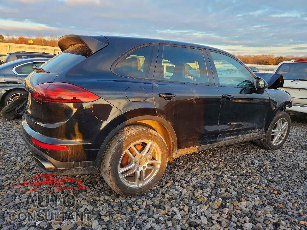 PORSCHE CAYENNE 2017 - WP1AA2A24HKA89888