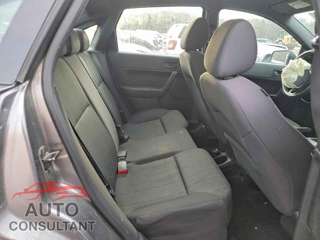 FORD FOCUS 2011 - 1FAHP3FN0BW146262