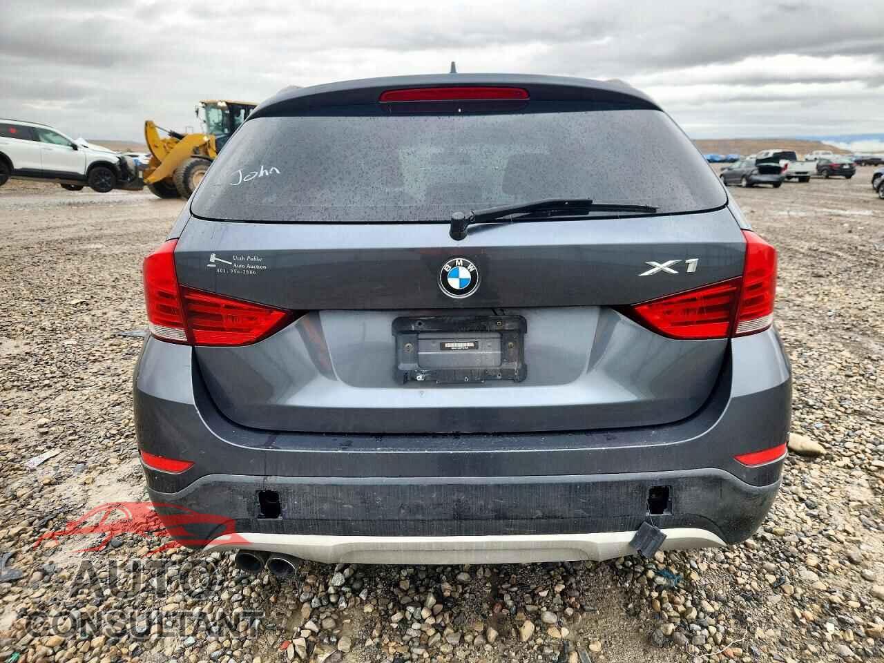 BMW X1 2015 - WBAVL1C52FVY27646