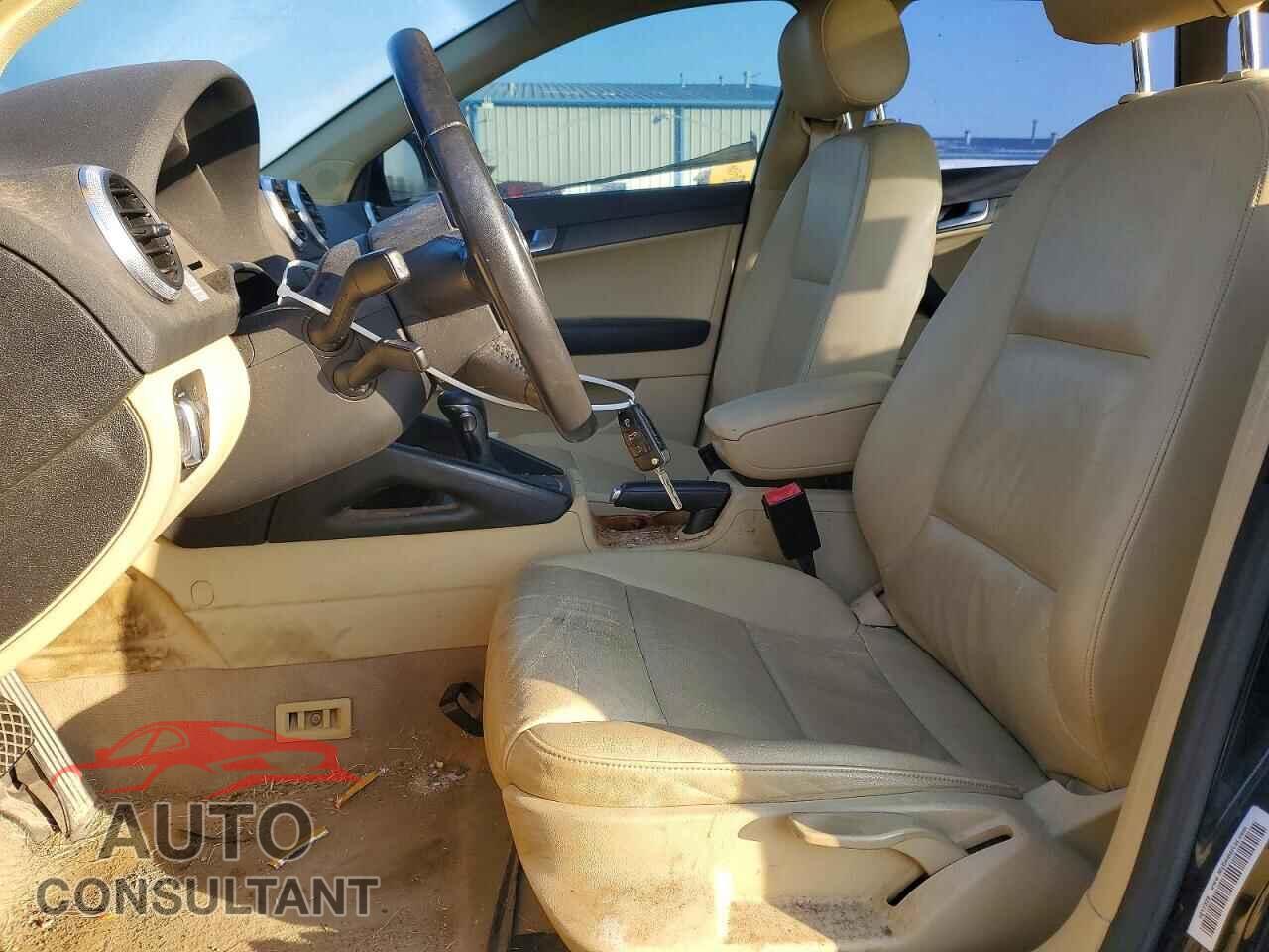 AUDI A3 2010 - WAUBJAFM5AA044607