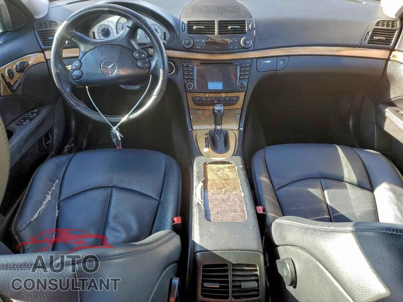 MERCEDES-BENZ E-CLASS 2009 - WDBUF87X79B394680