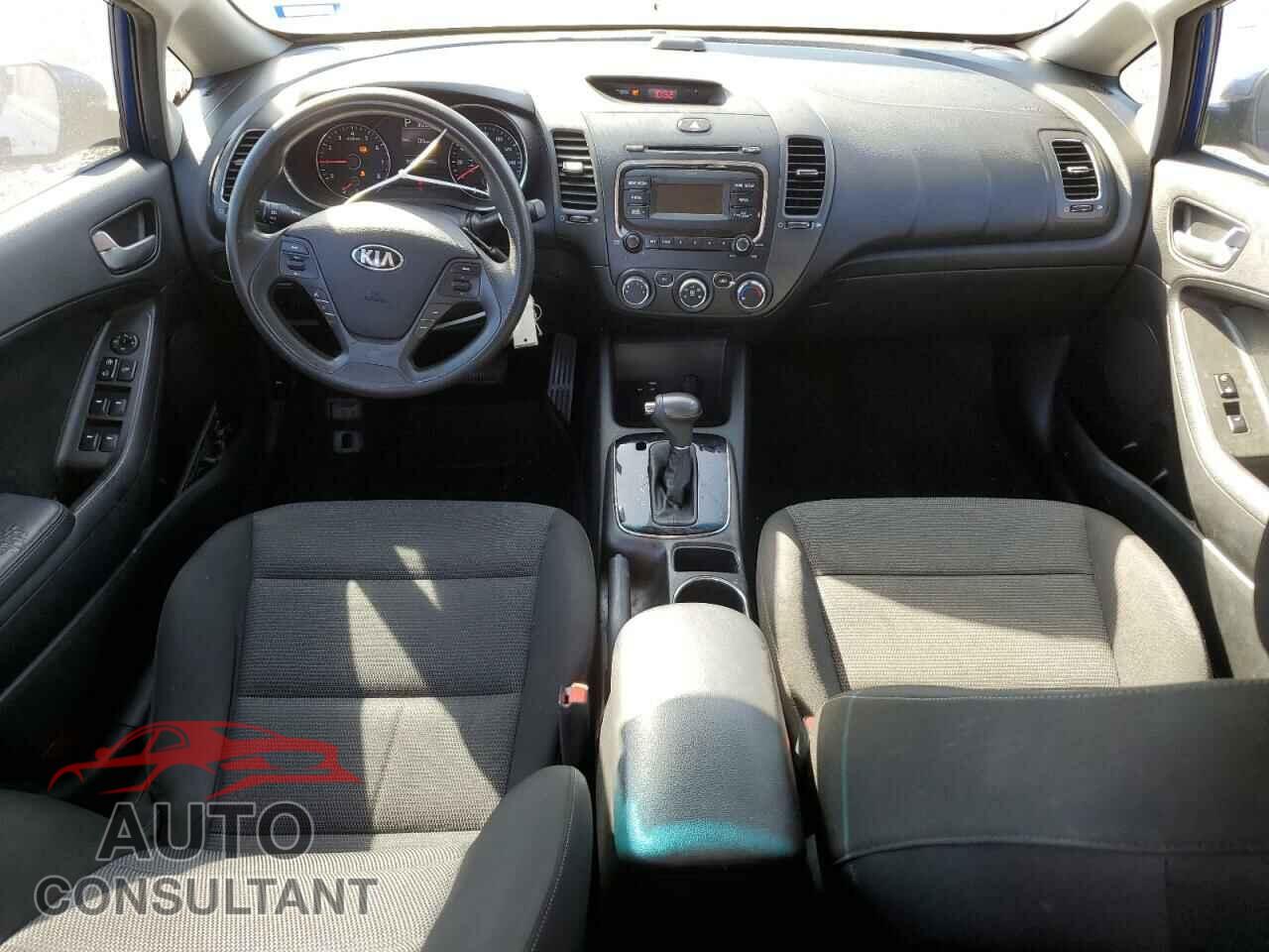 KIA FORTE 2017 - 3KPFK4A79HE119093