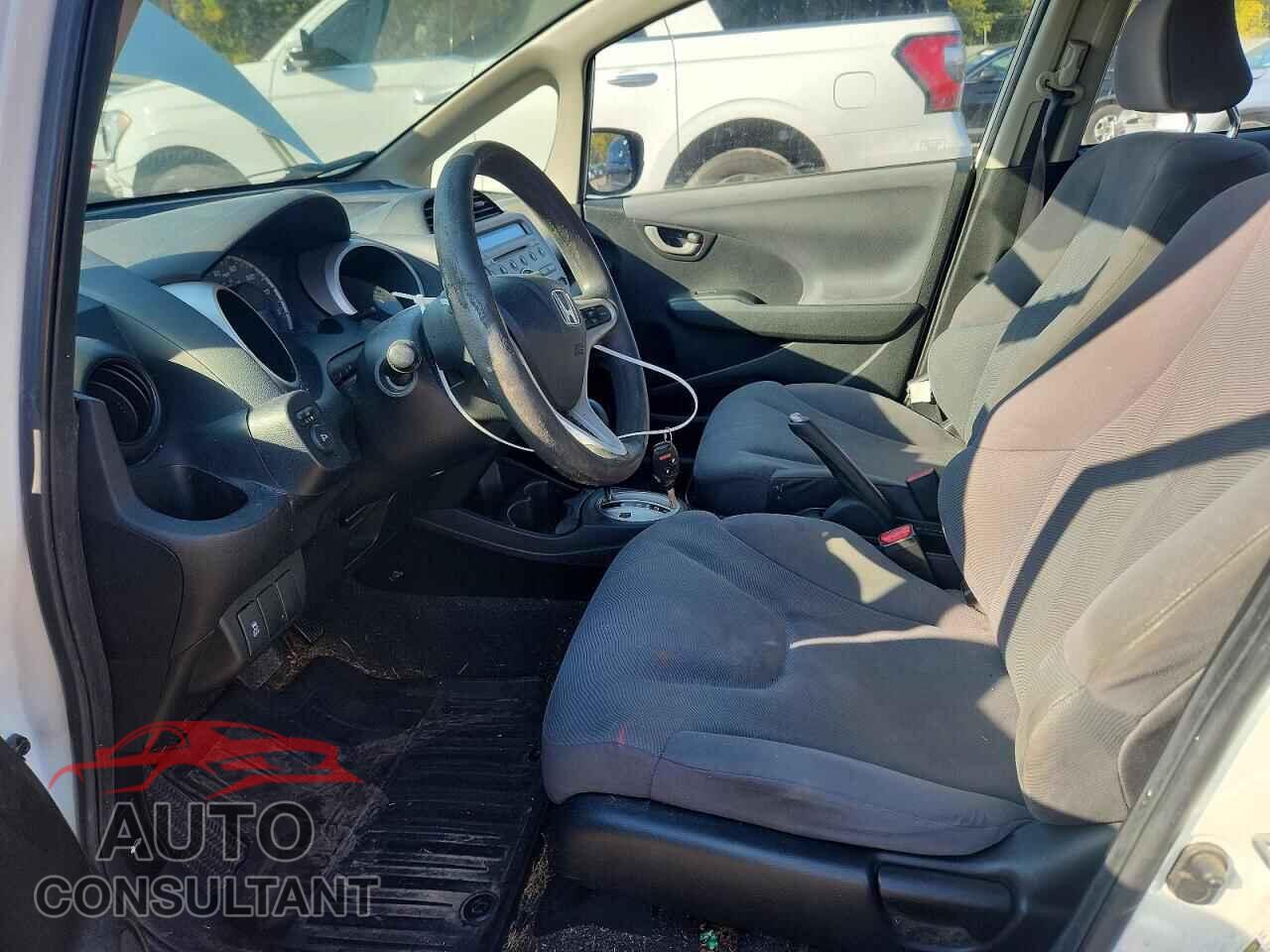 HONDA FIT 2013 - JHMGE8H35DC080413