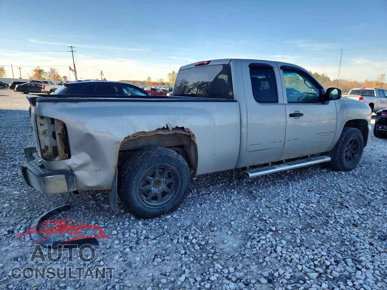 CHEVROLET SILVERADO 2009 - 1GCEC19089Z248530