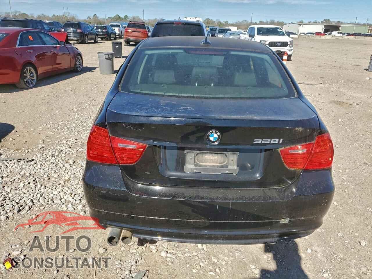 BMW 3 SERIES 2011 - WBAPH5C52BF094181