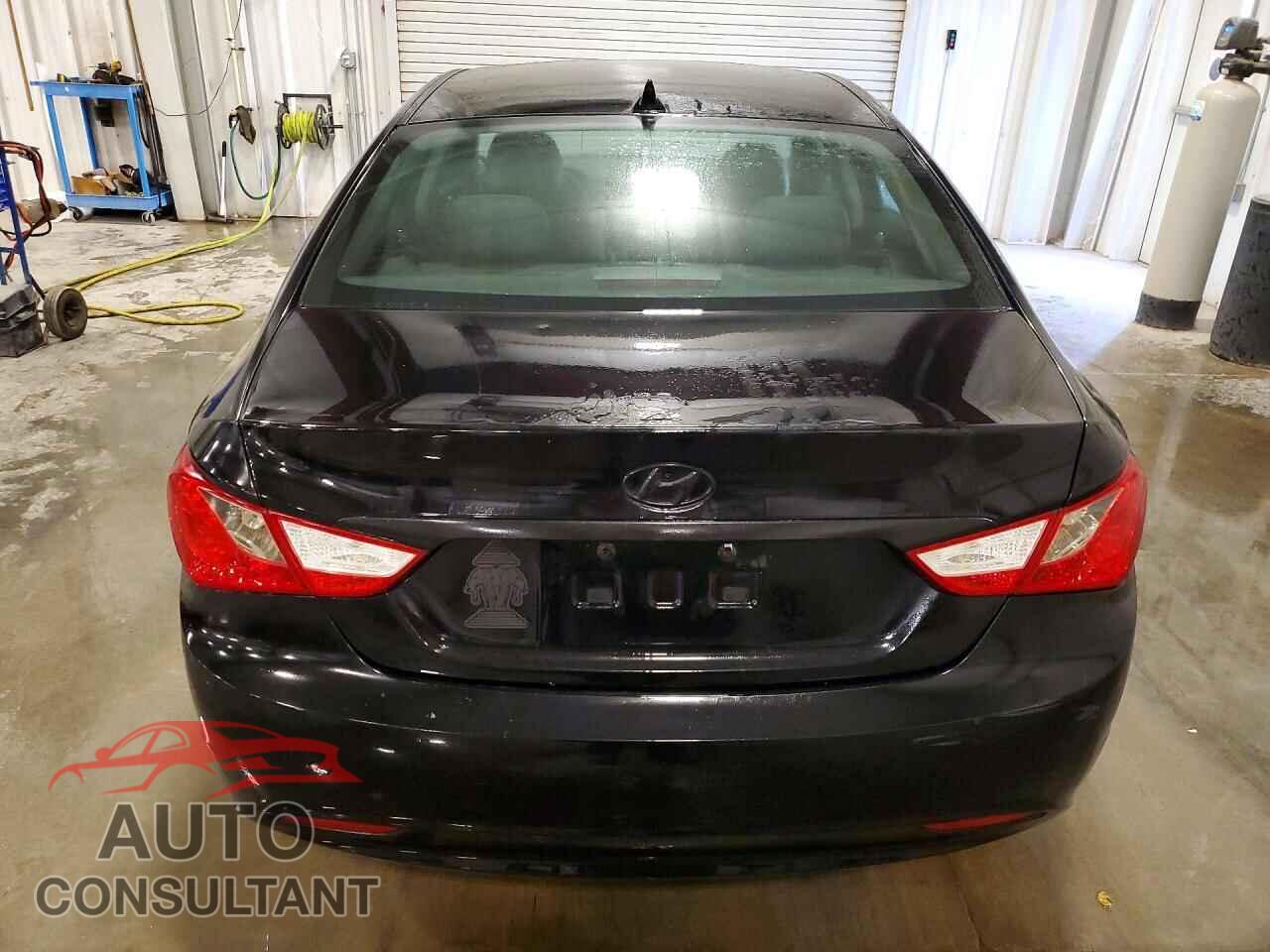 HYUNDAI SONATA 2011 - 5NPEC4AC5BH228191