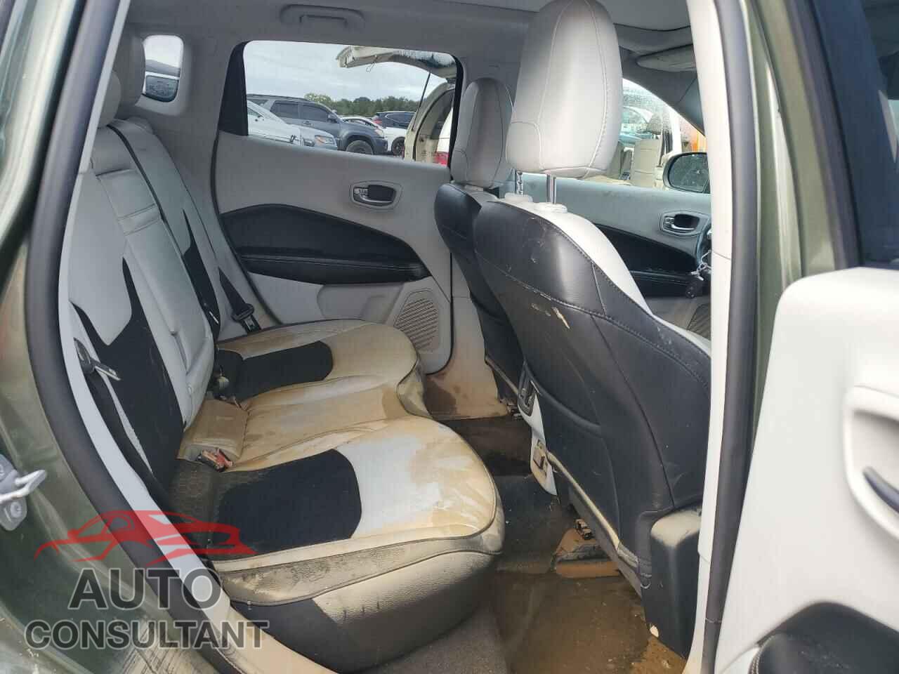 JEEP COMPASS 2019 - 3C4NJDBB0KT741540