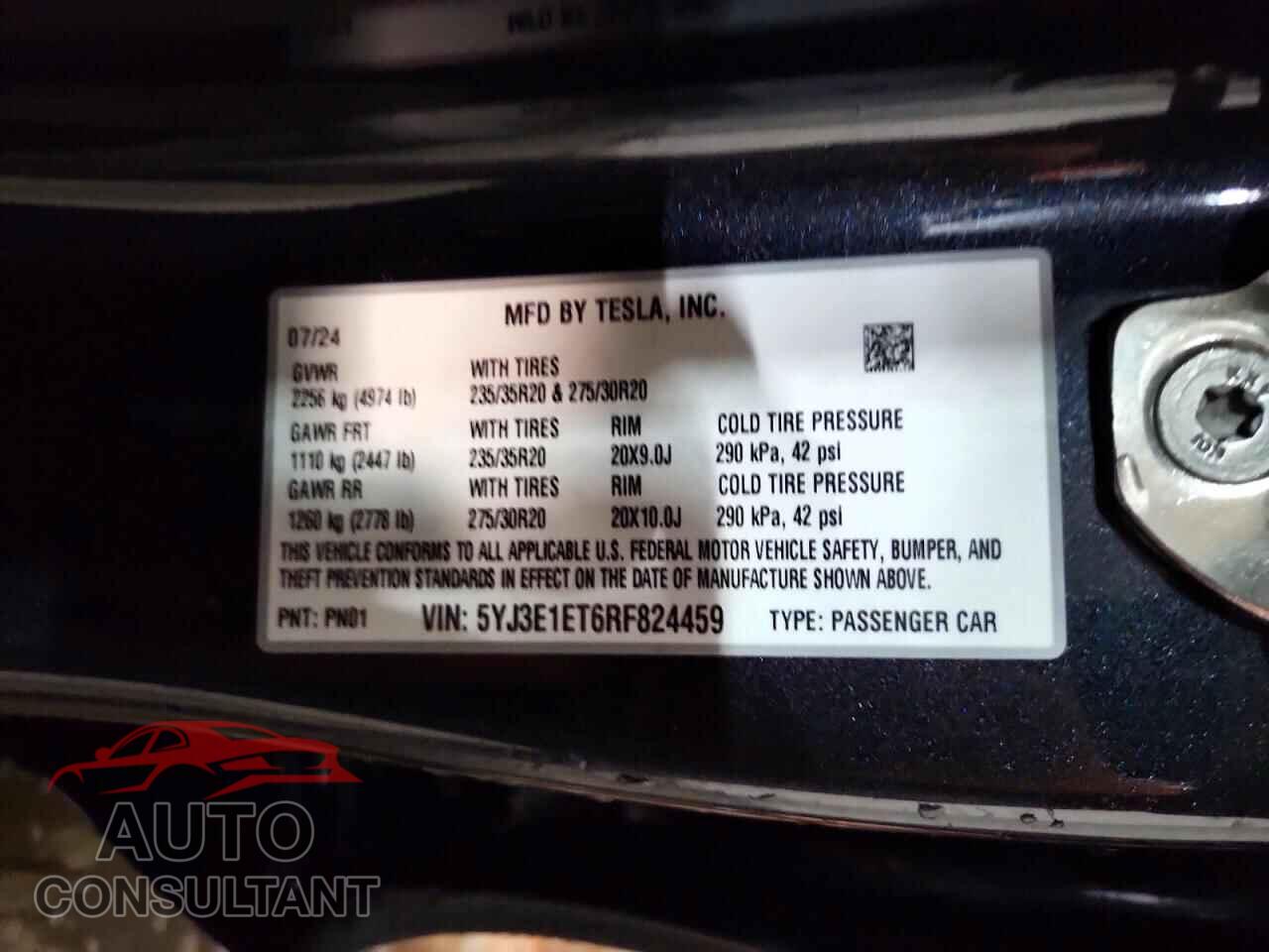 TESLA MODEL 3 2024 - 5YJ3E1ET6RF824459