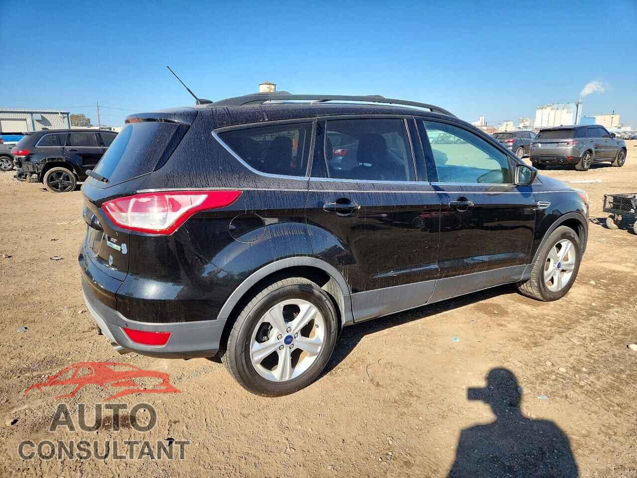 FORD ESCAPE 2015 - 1FMCU0GX7FUB03529