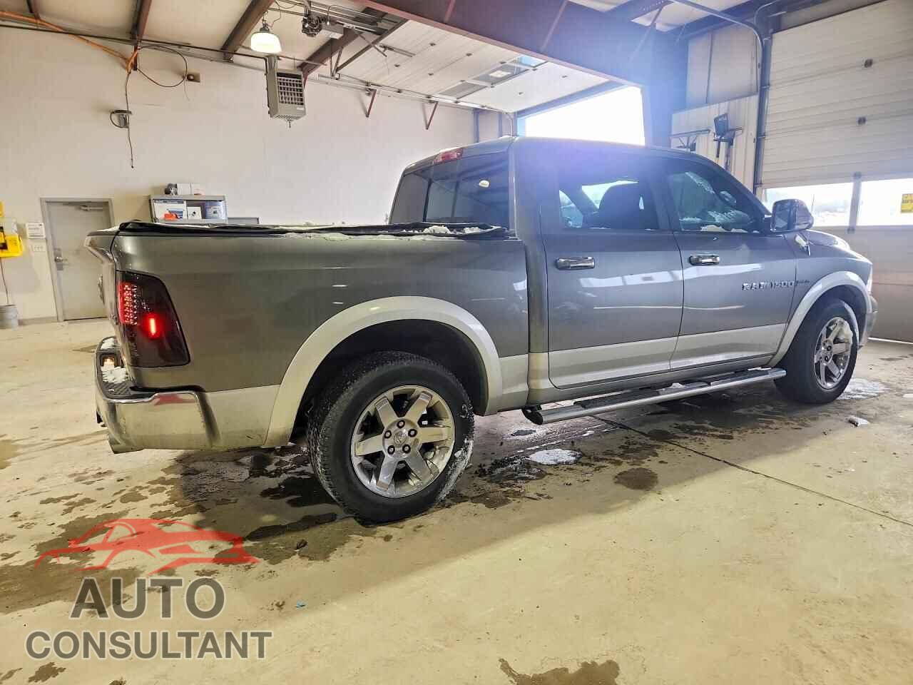 DODGE RAM 1500 2012 - 1C6RD7NT4CS125865