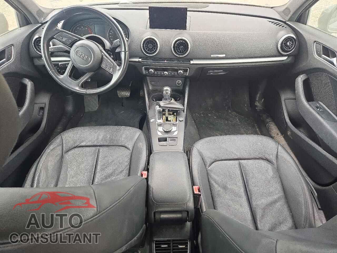 AUDI A3 2018 - WAUAUGFF9J1040468