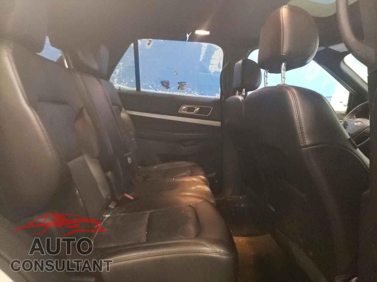 FORD EXPLORER 2017 - 1FM5K8D84HGC45784
