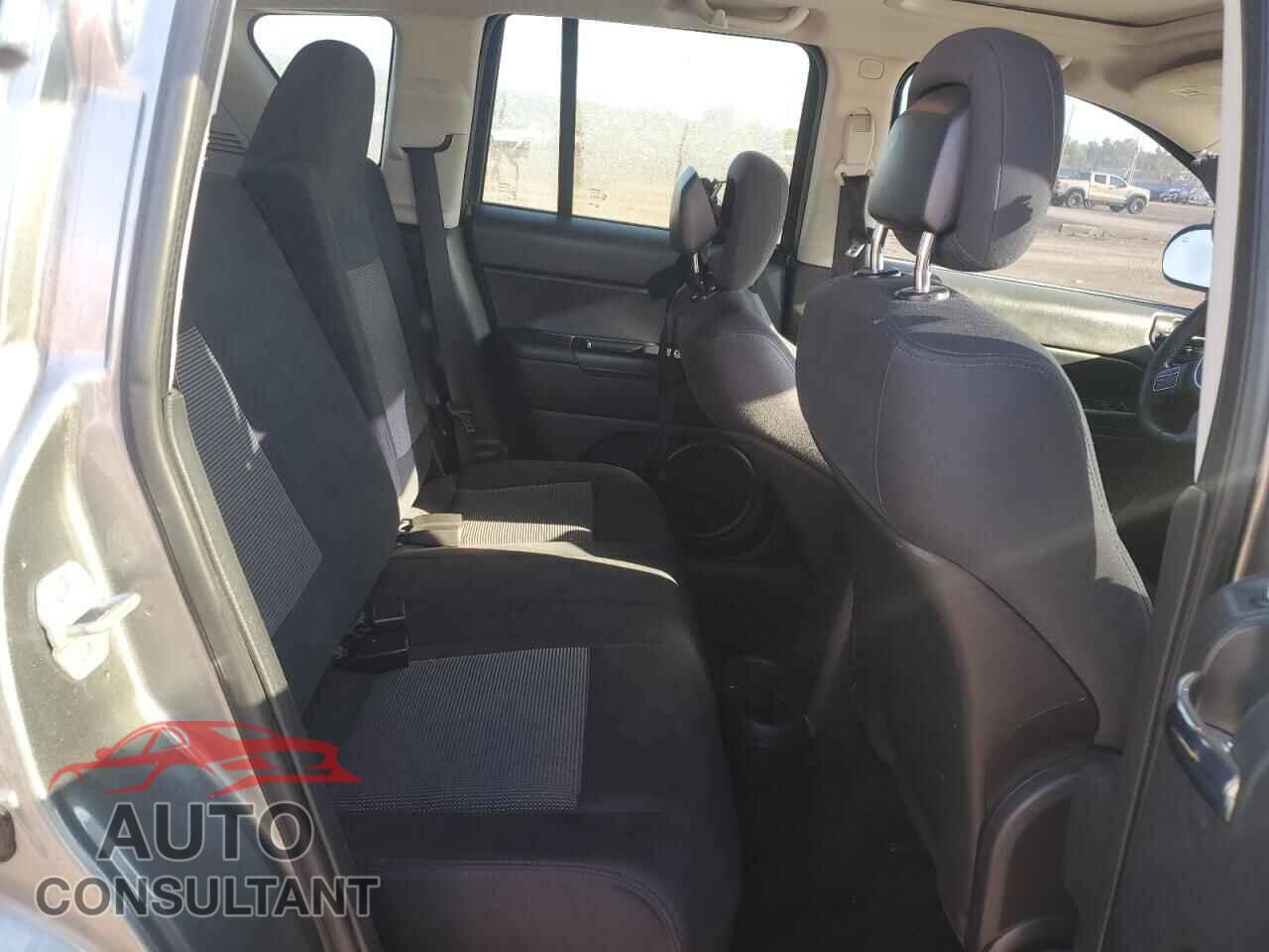 JEEP COMPASS 2012 - 1C4NJCEA9CD652411