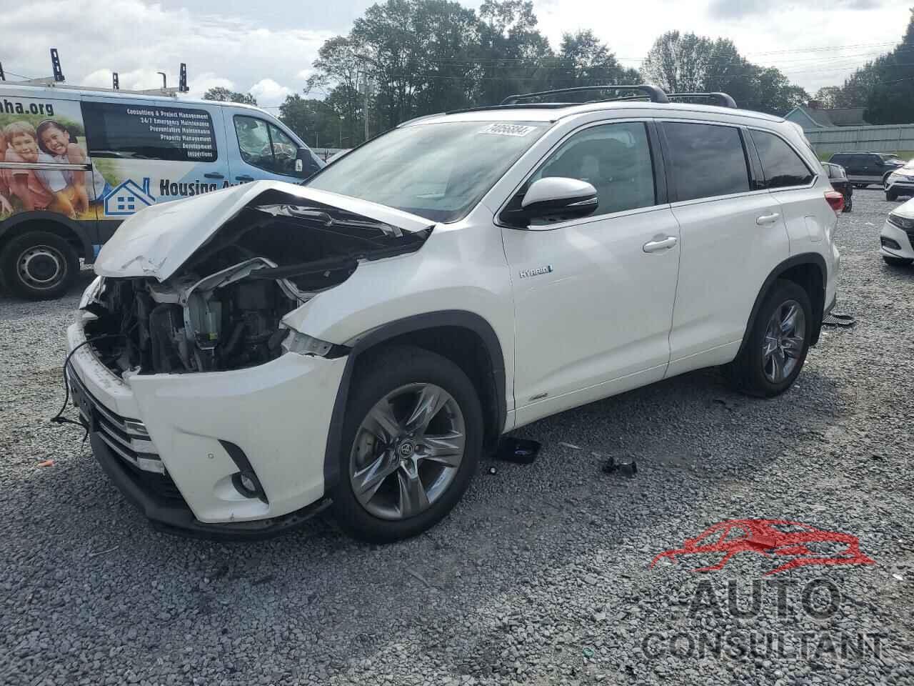 TOYOTA HIGHLANDER 2019 - 5TDDGRFH9KS077884