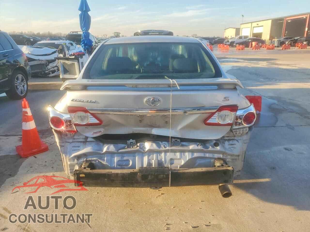 TOYOTA COROLLA 2012 - 2T1BU4EEXCC771973