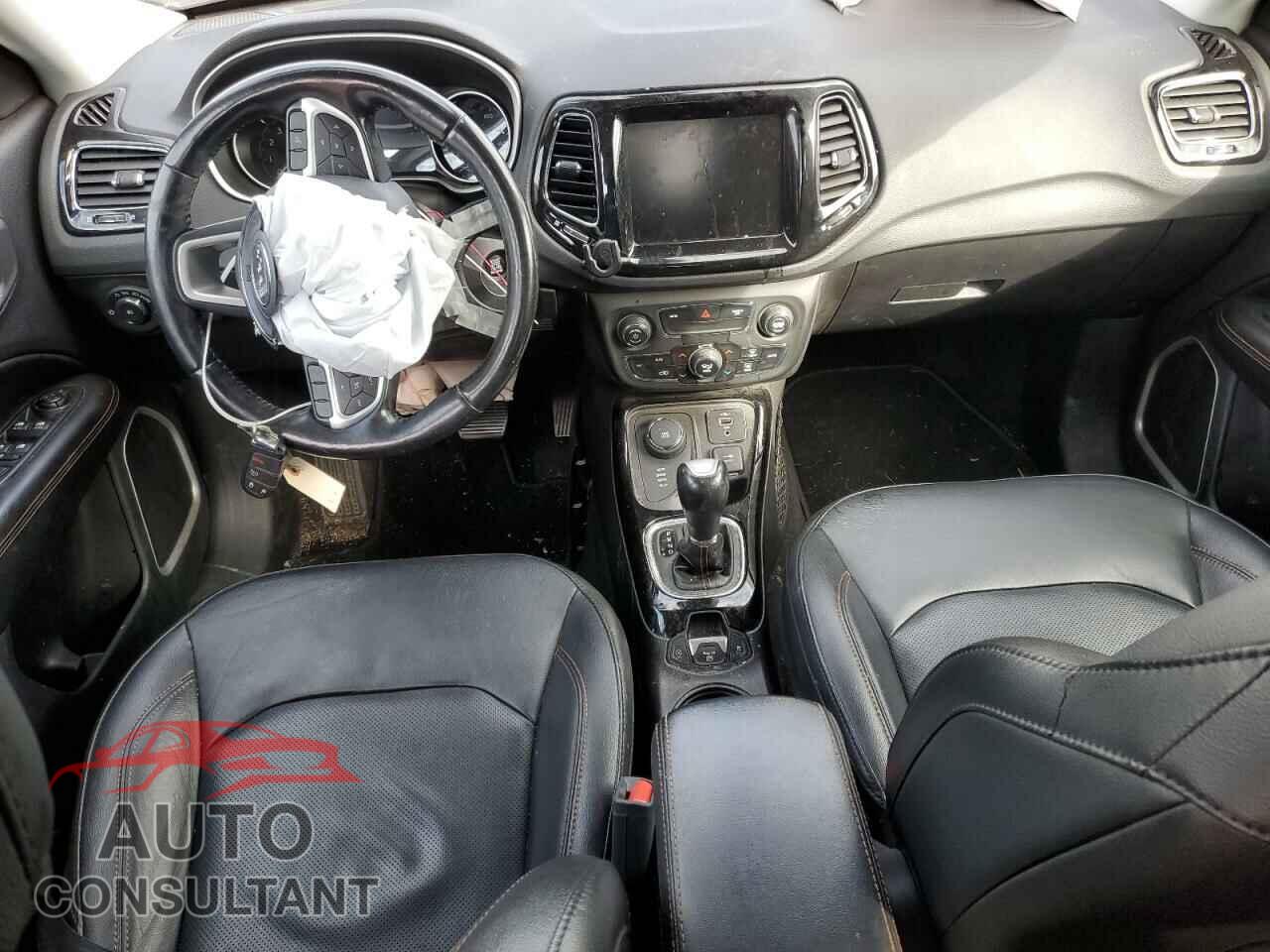 JEEP COMPASS 2020 - 3C4NJDCBXLT130141