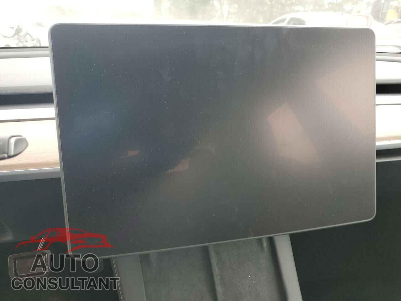 TESLA MODEL 3 2023 - 5YJ3E1EB1PF634072