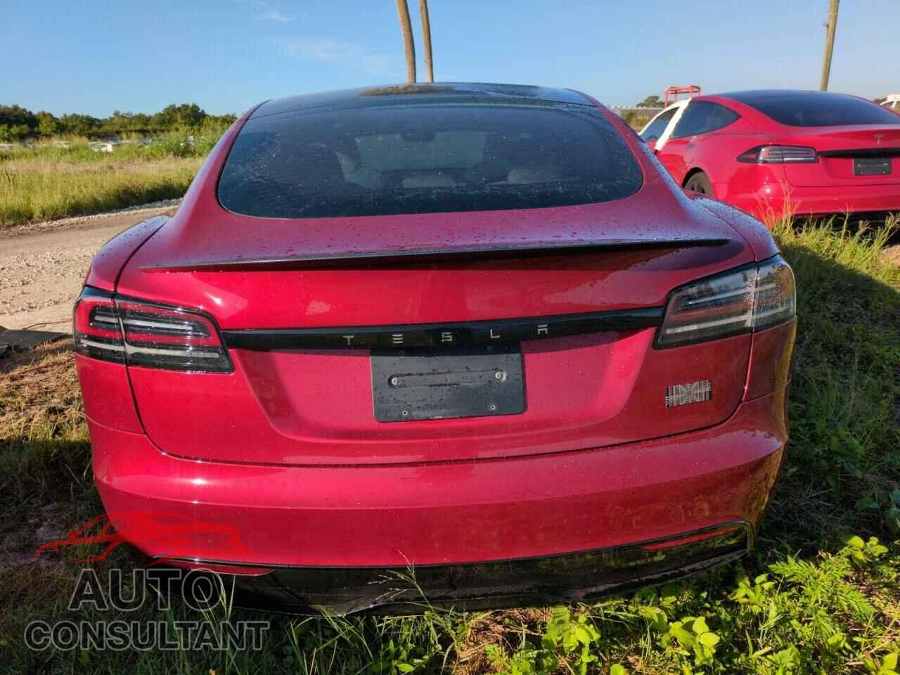 TESLA MODEL S 2024 - 5YJSA1E62RF535435