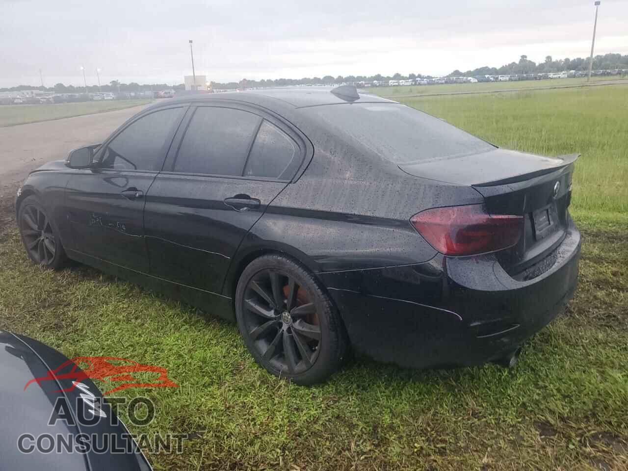 BMW 3 SERIES 2018 - WBA8E1G54JNU93193