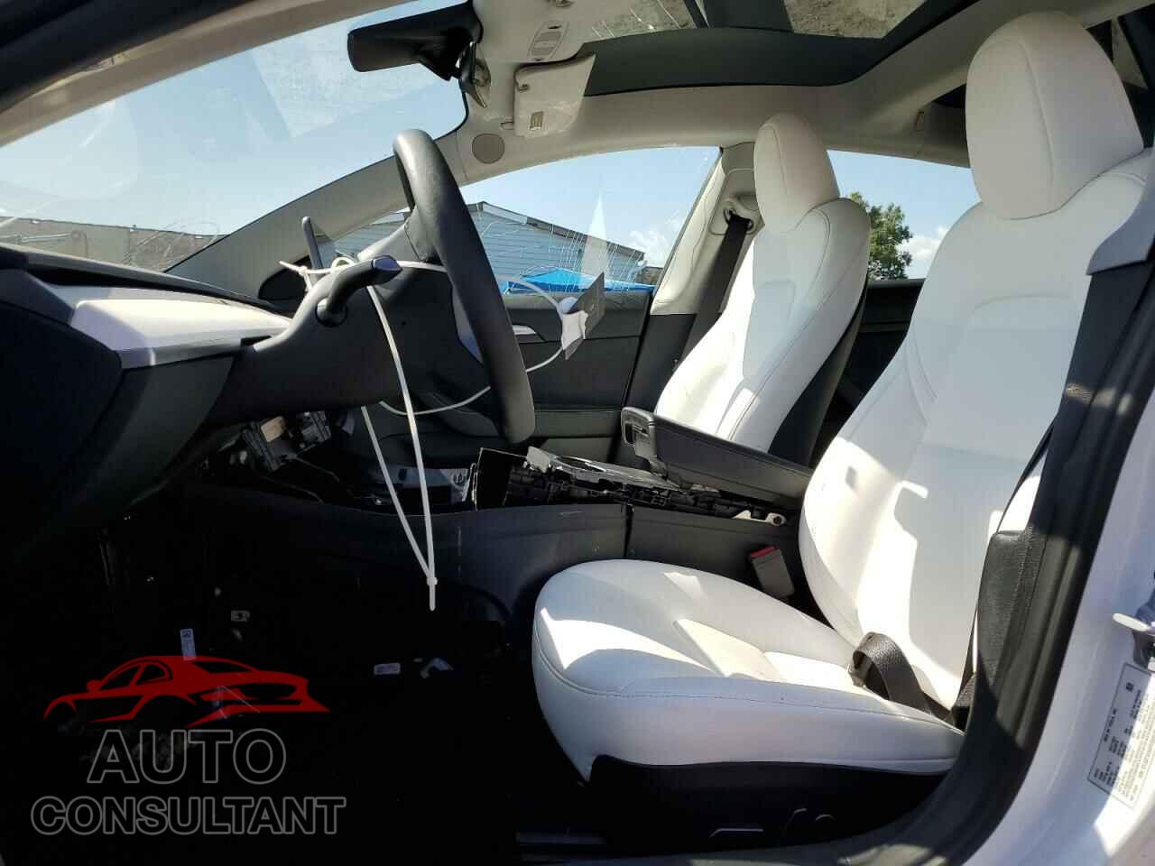 TESLA MODEL 3 2023 - 5YJ3E1EA0PF589570