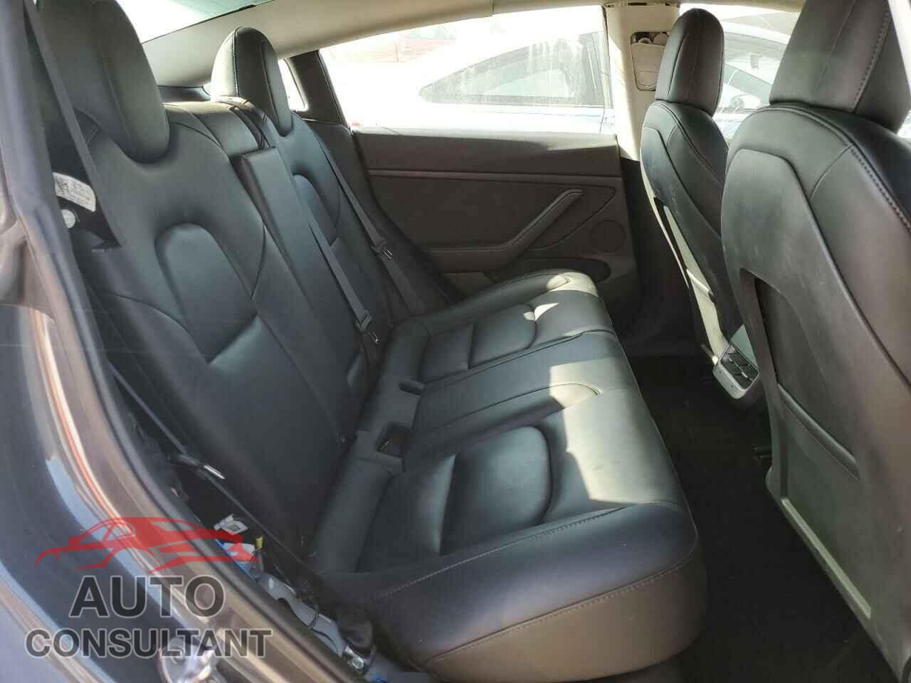 TESLA MODEL 3 2022 - 5YJ3E1EB1NF288974