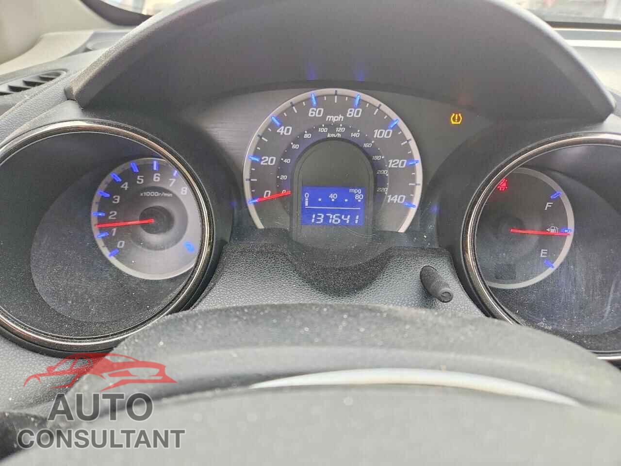 HONDA FIT 2012 - JHMGE8H55CC041613