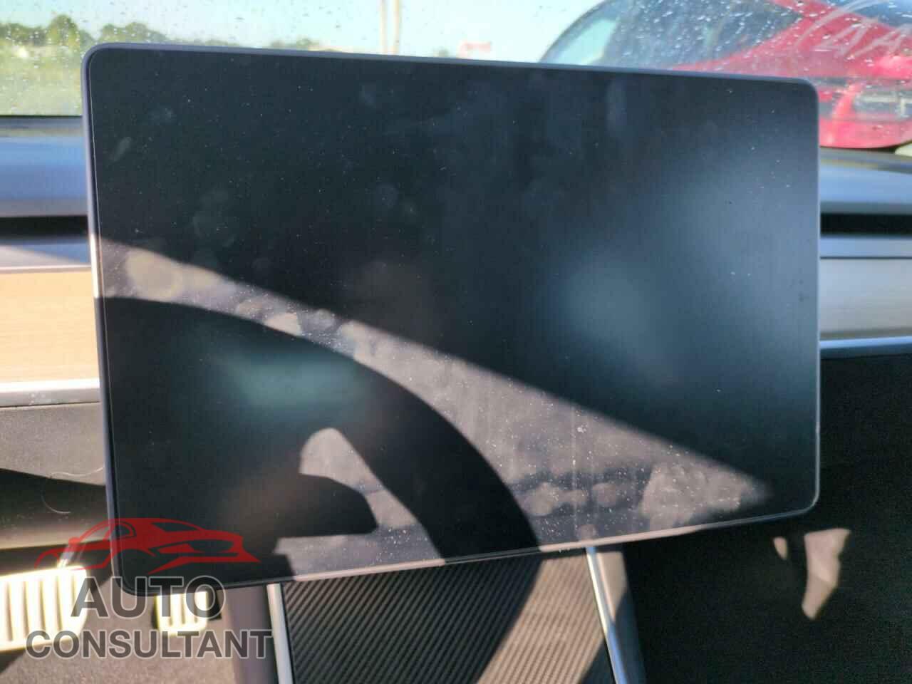 TESLA MODEL 3 2020 - 5YJ3E1EC7LF669363