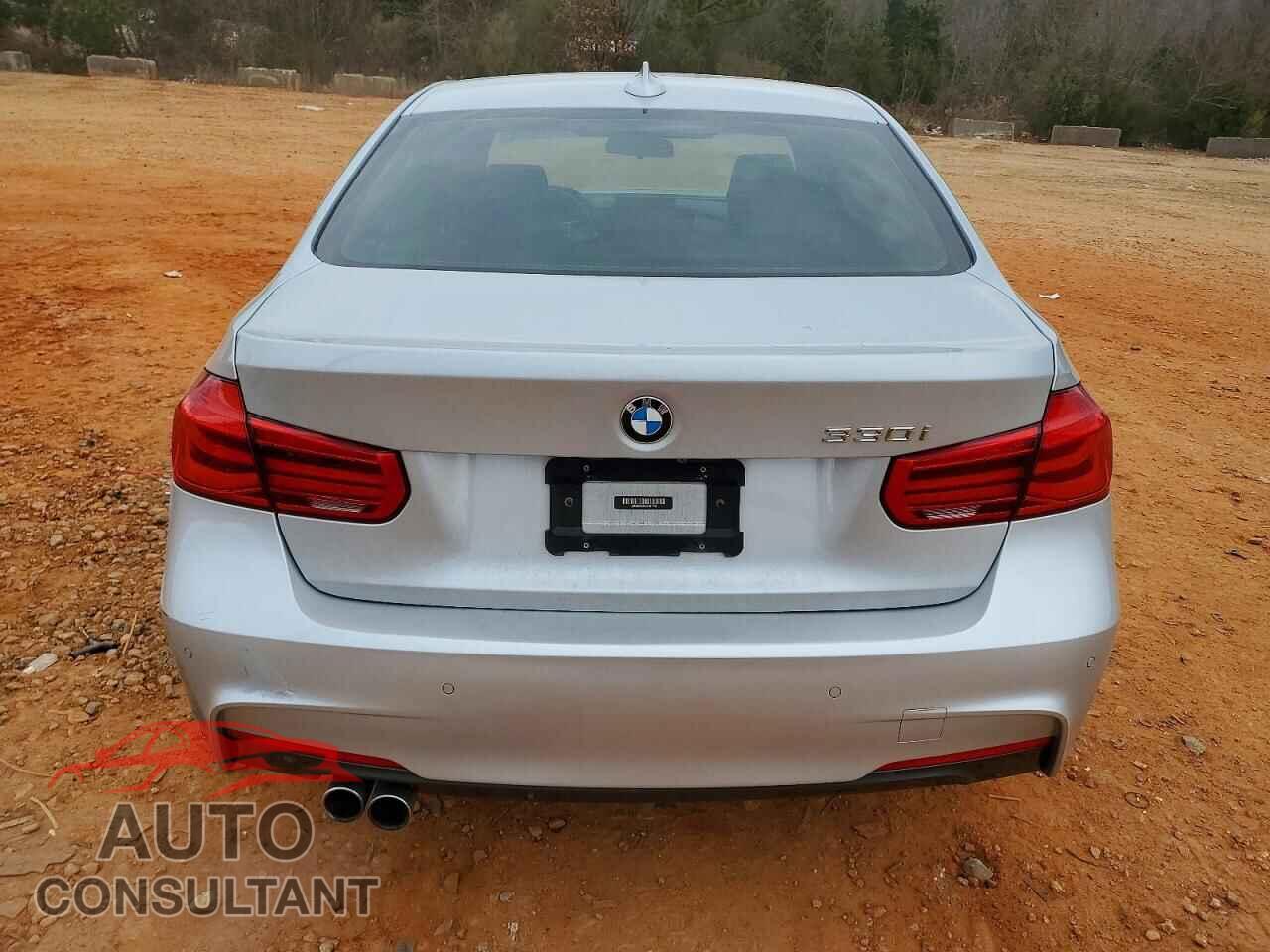 BMW 3 SERIES 2018 - WBA8B9C59JEE81878