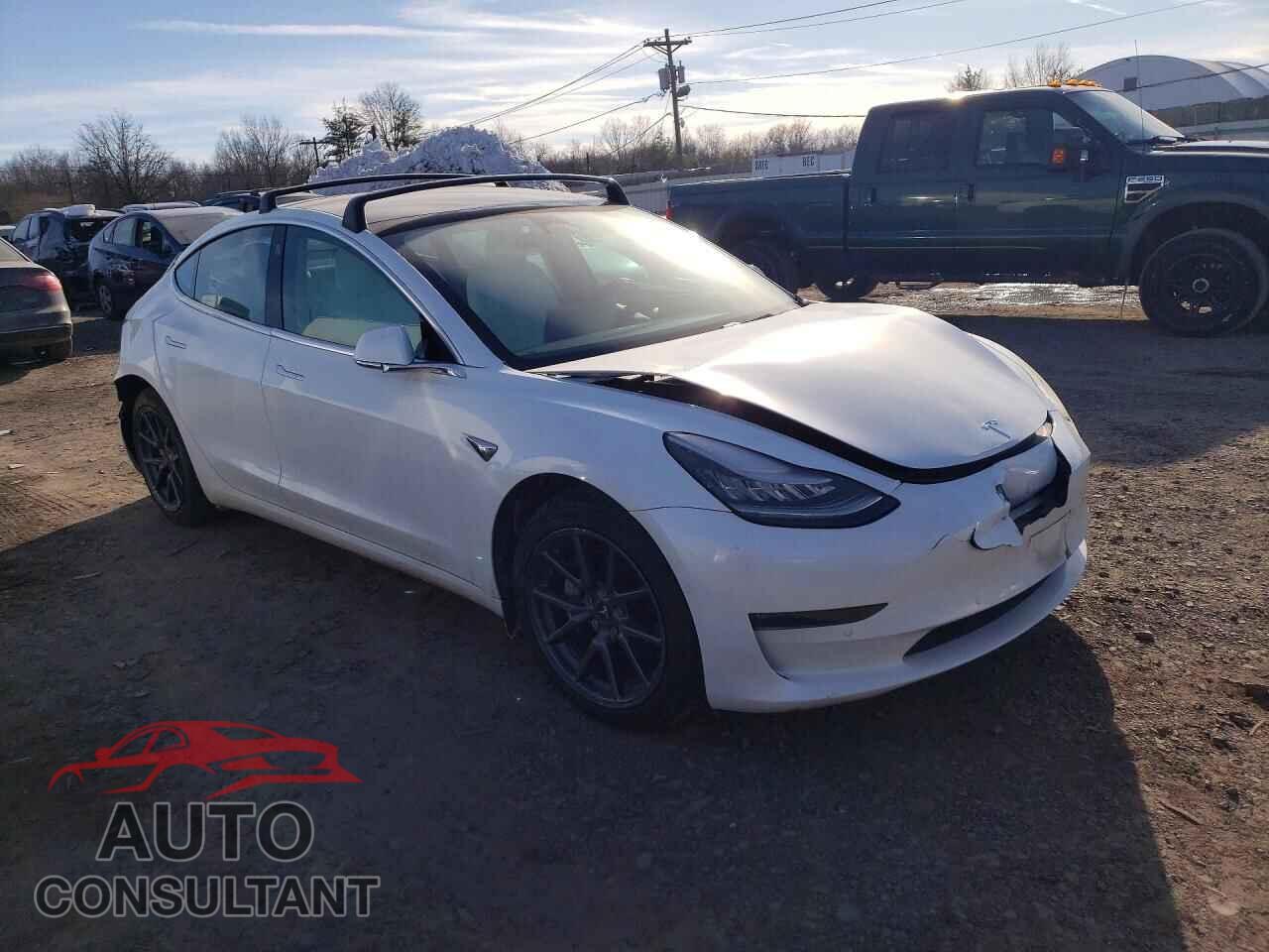 TESLA MODEL 3 2018 - 5YJ3E1EB7JF135543