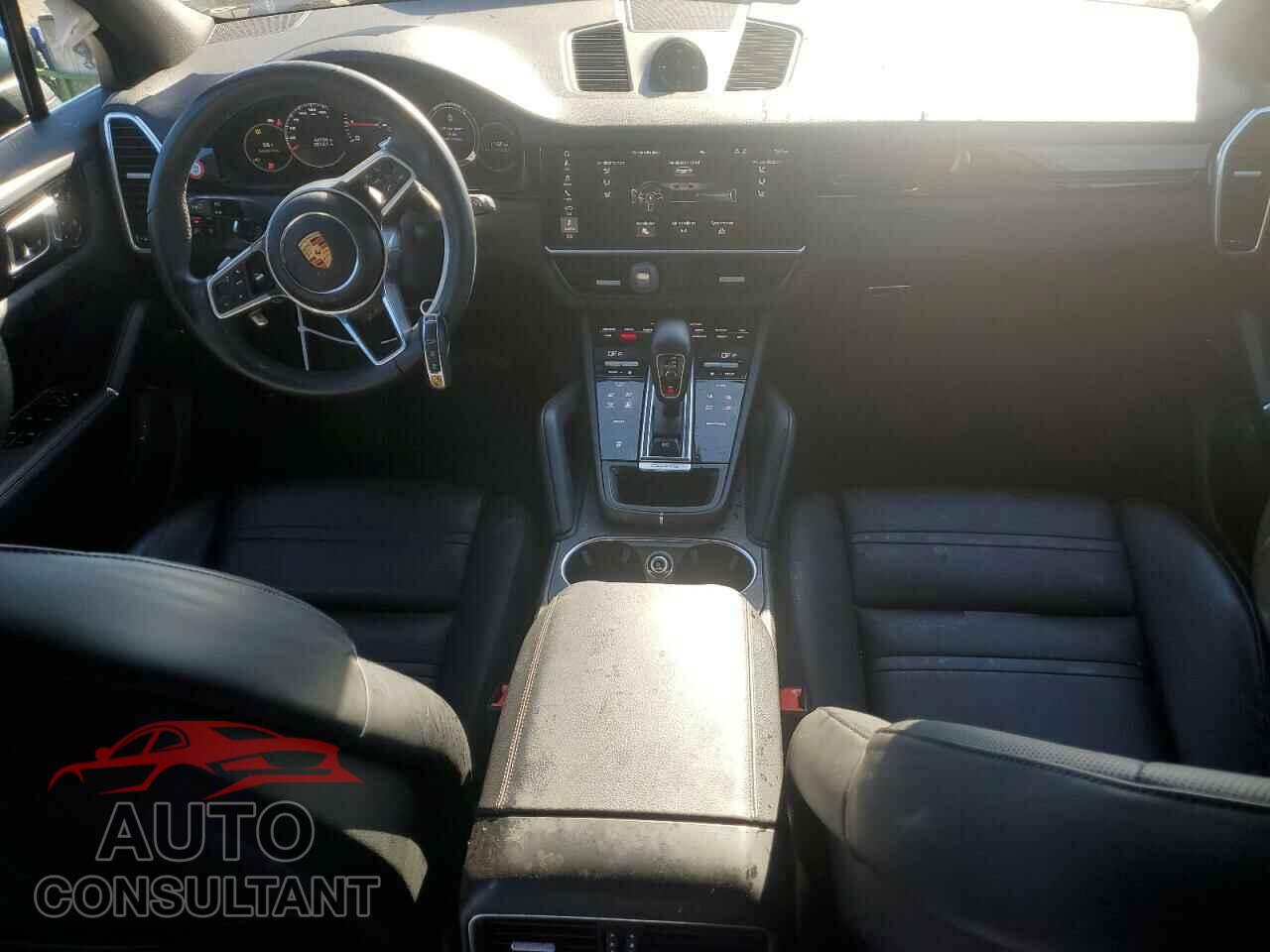 PORSCHE CAYENNE 2020 - WP1AA2AY6LDA00985