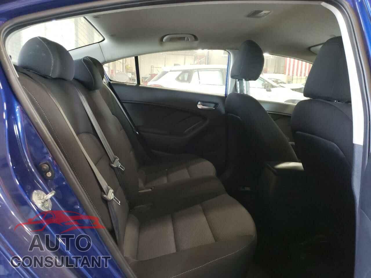 KIA FORTE 2017 - 3KPFK4A75HE014101
