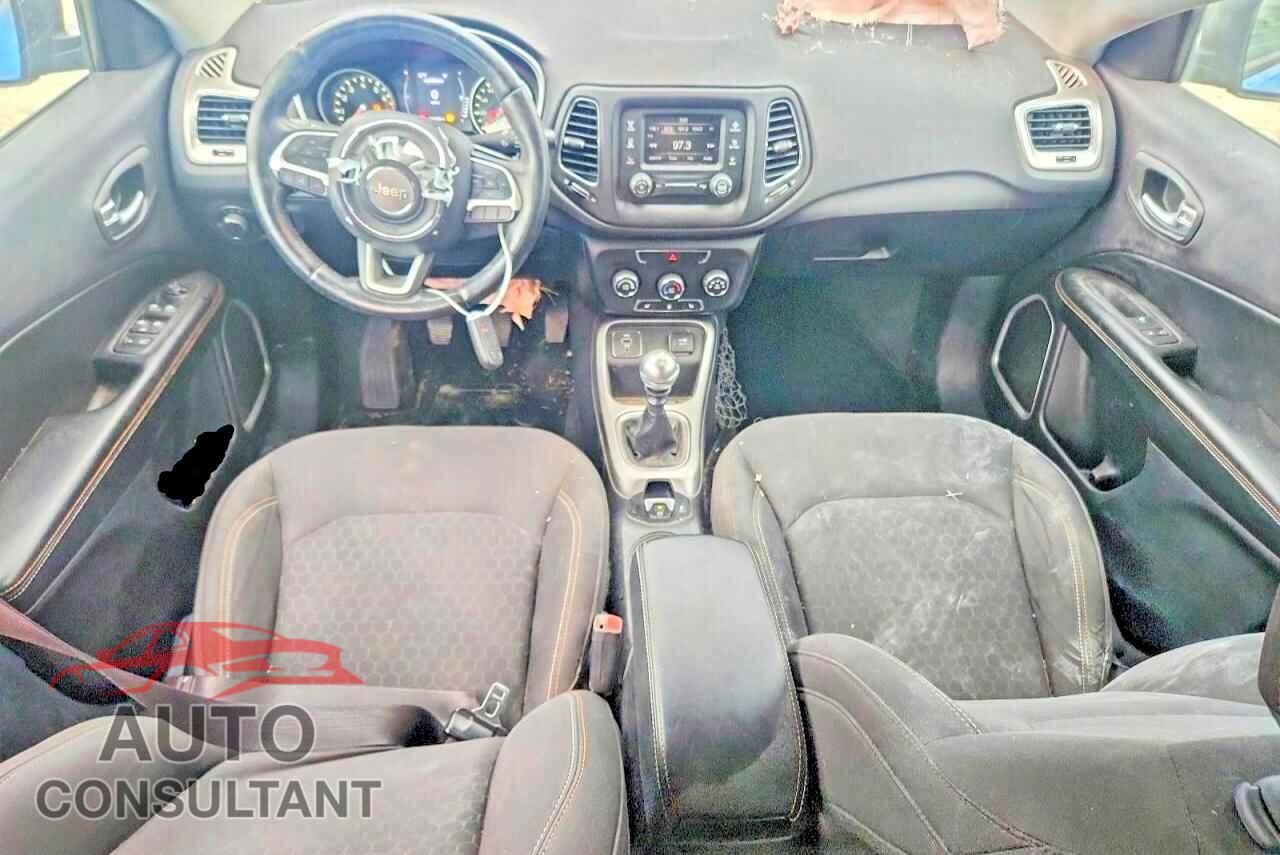 JEEP COMPASS 2017 - 3C4NJCAB8HT672939