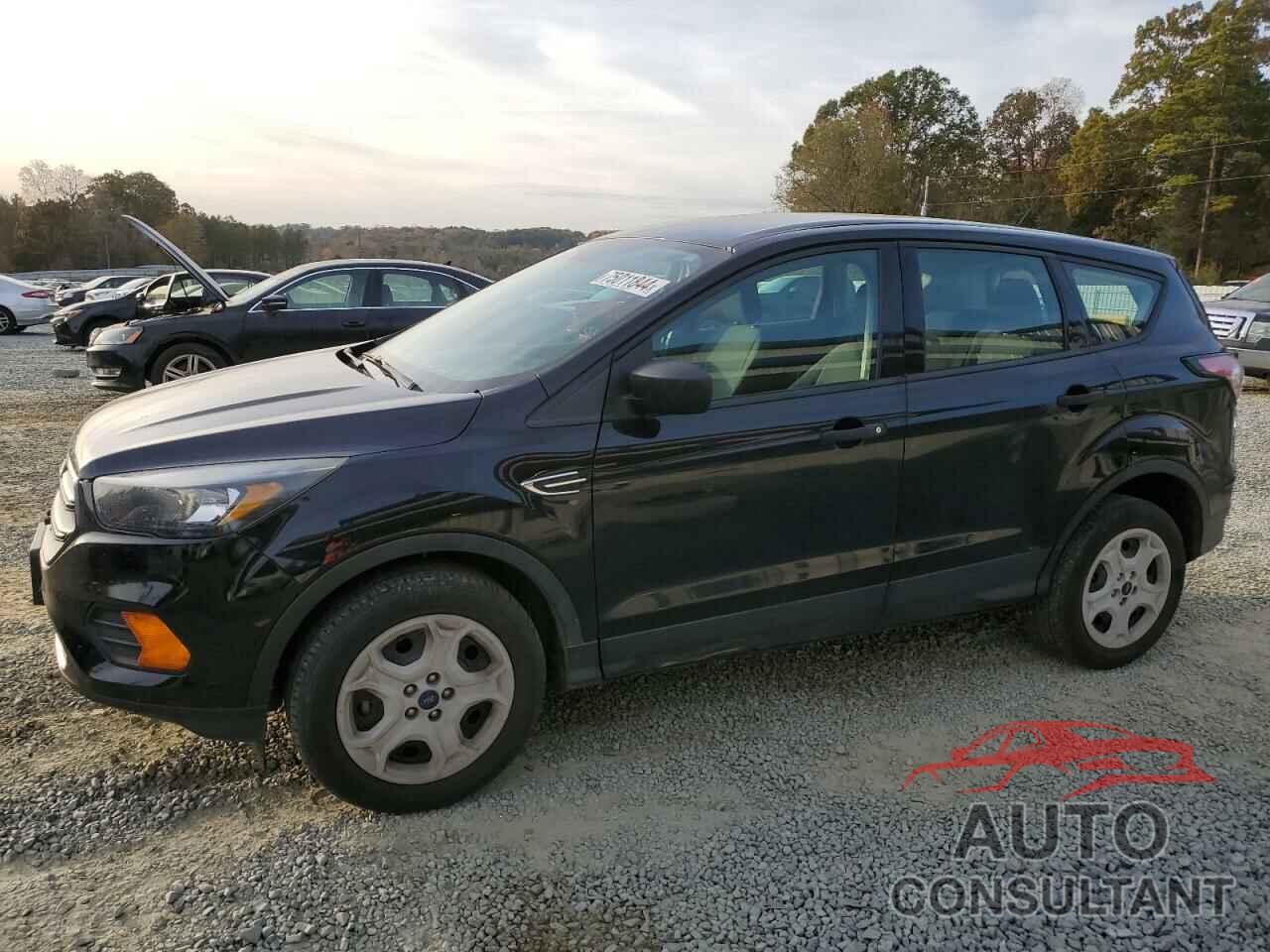FORD ESCAPE 2018 - 1FMCU0F75JUB40430
