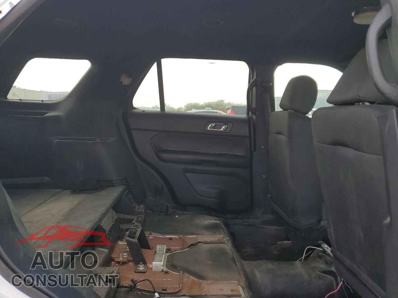 FORD EXPLORER 2018 - 1FM5K8AR3JGB92112