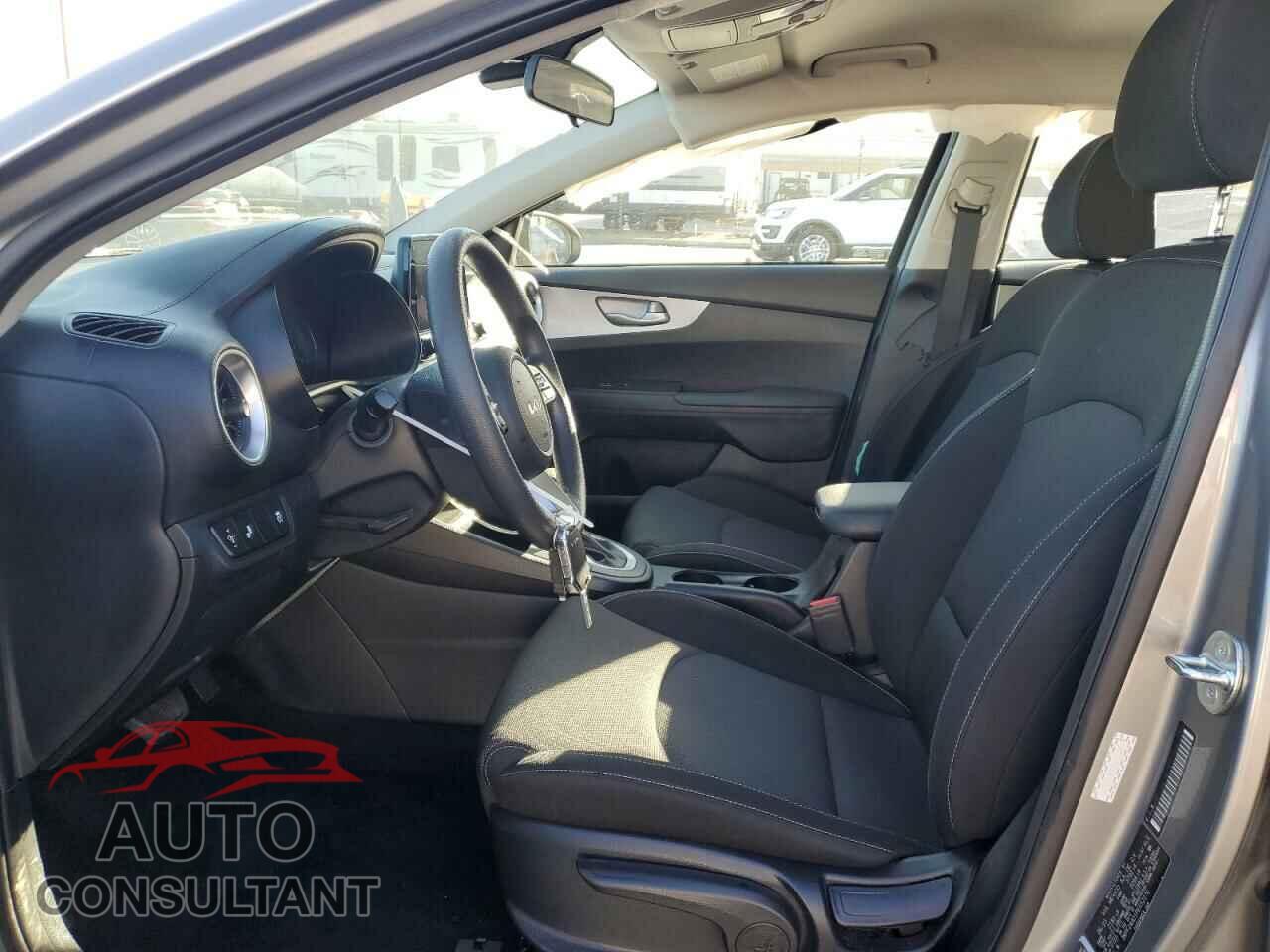 KIA FORTE 2023 - 3KPF24AD1PE652270