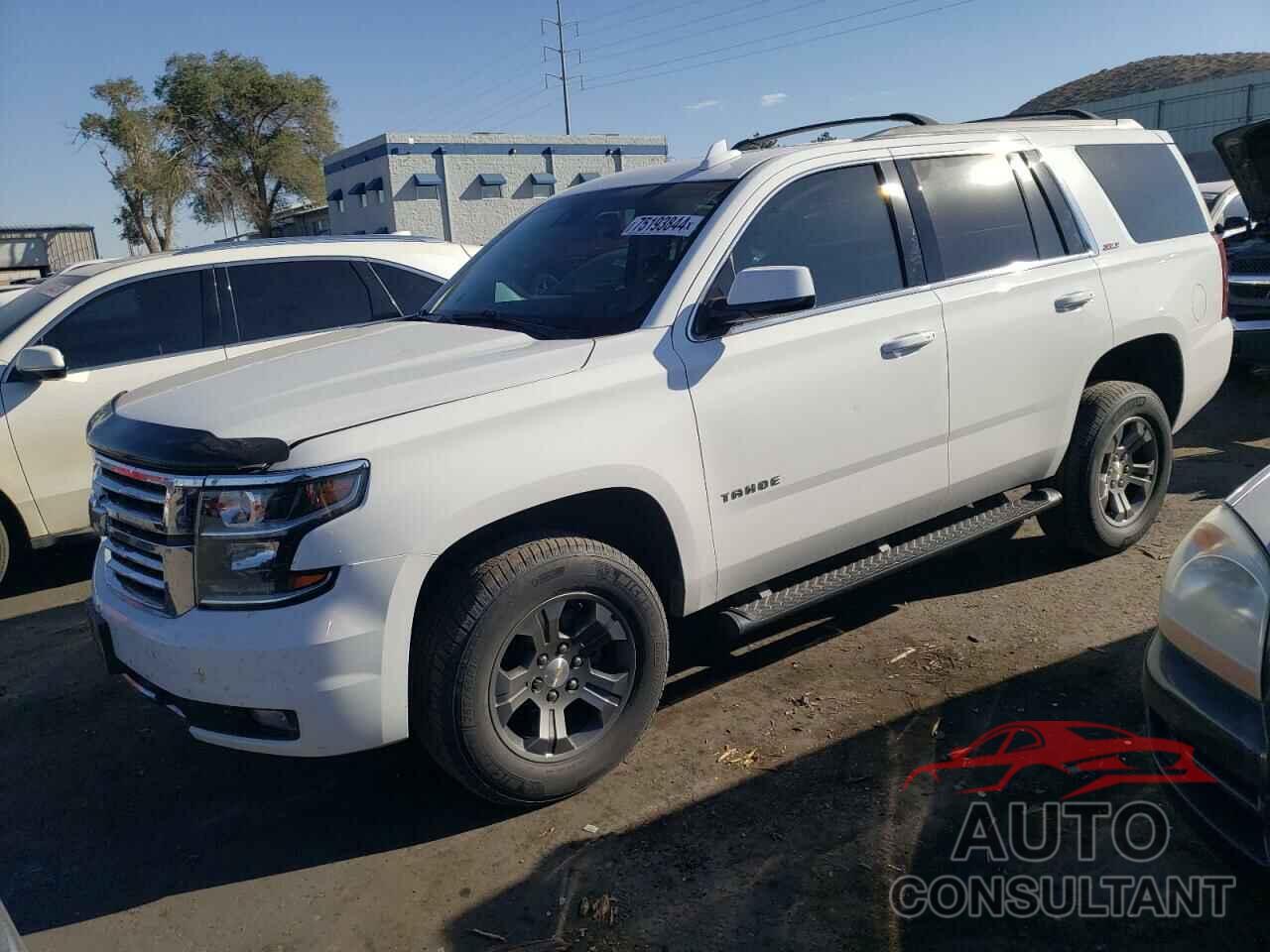 CHEVROLET TAHOE 2017 - 1GNSKBKC2HR377384