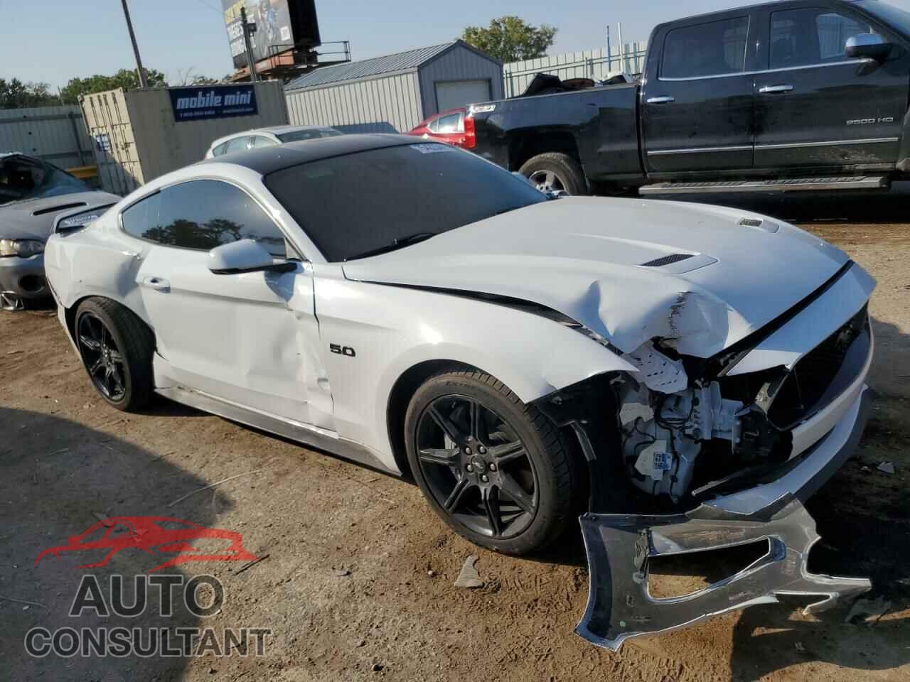 FORD MUSTANG 2018 - 1FA6P8CF4J5104229