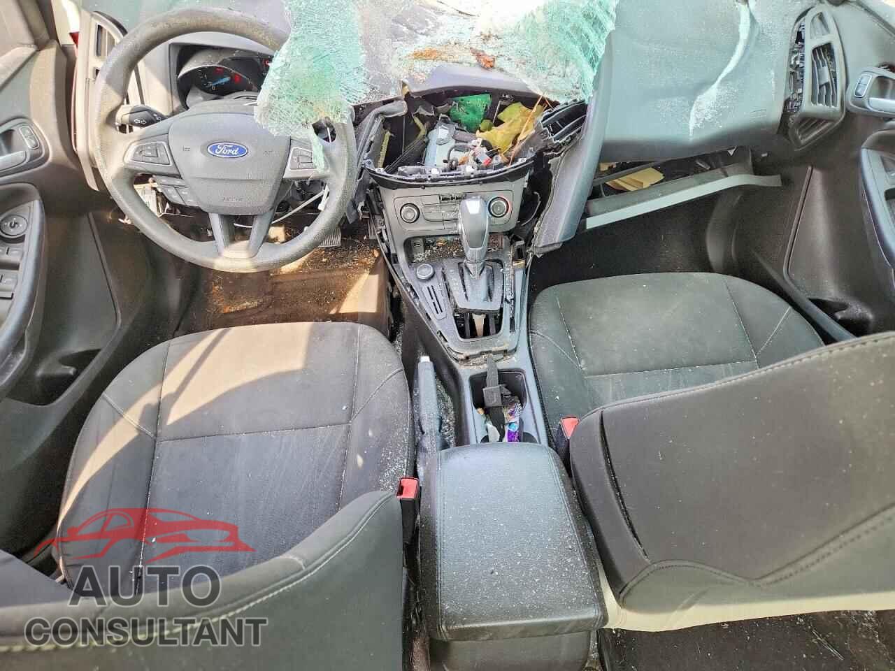 FORD FOCUS 2016 - 1FADP3F20GL338228