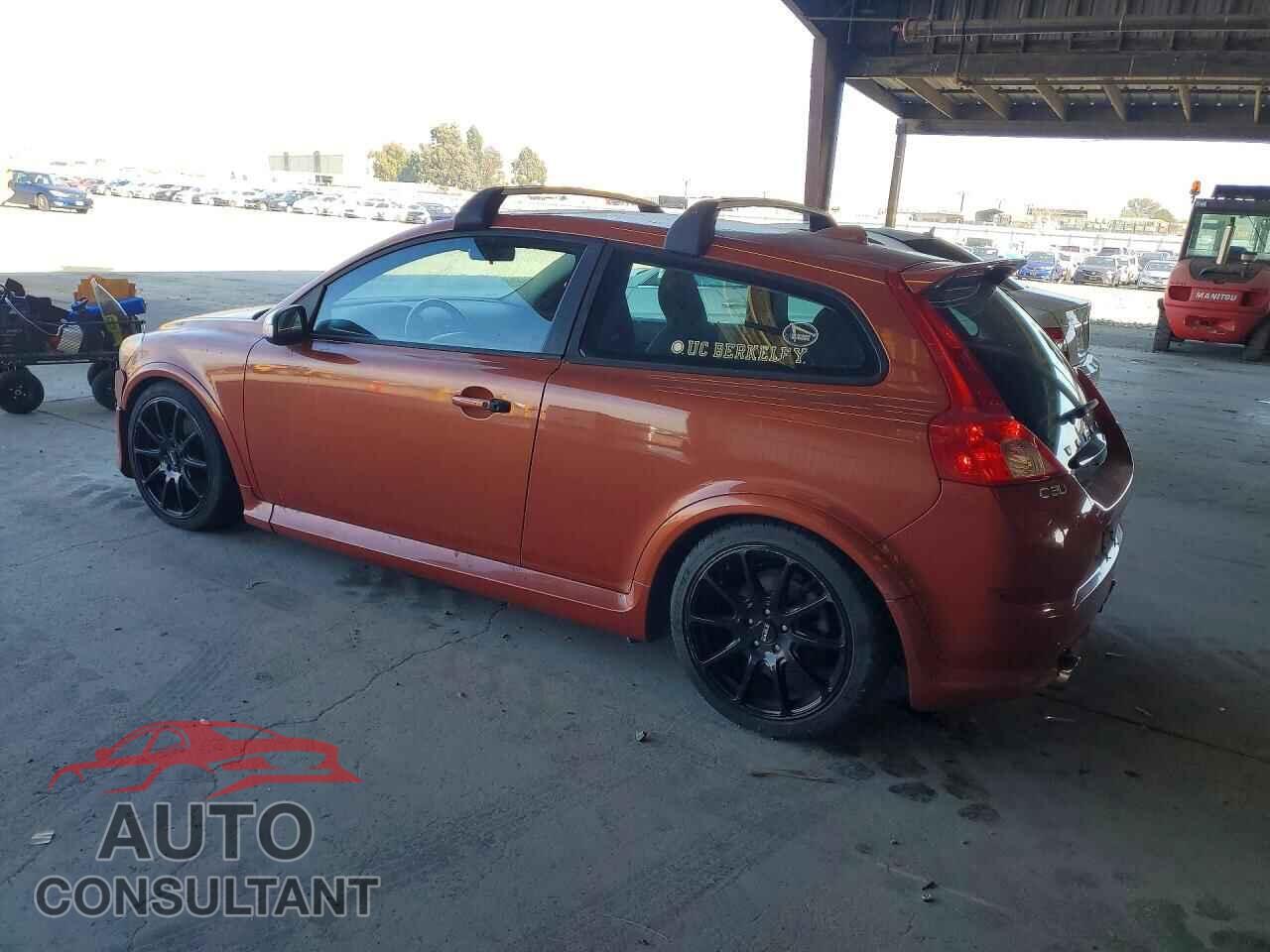 VOLVO C30 2011 - YV1672MK0B2201203