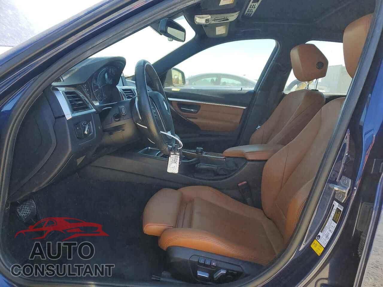 BMW 3 SERIES 2016 - WBA8E9G52GNU28043