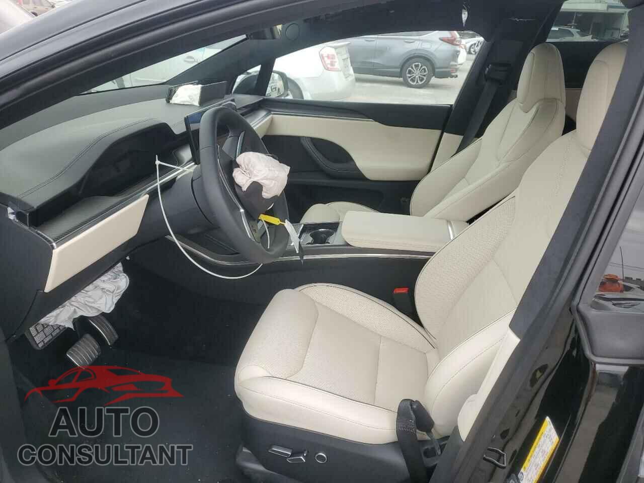 TESLA MODEL X 2024 - 7SAXCBE68RF449524