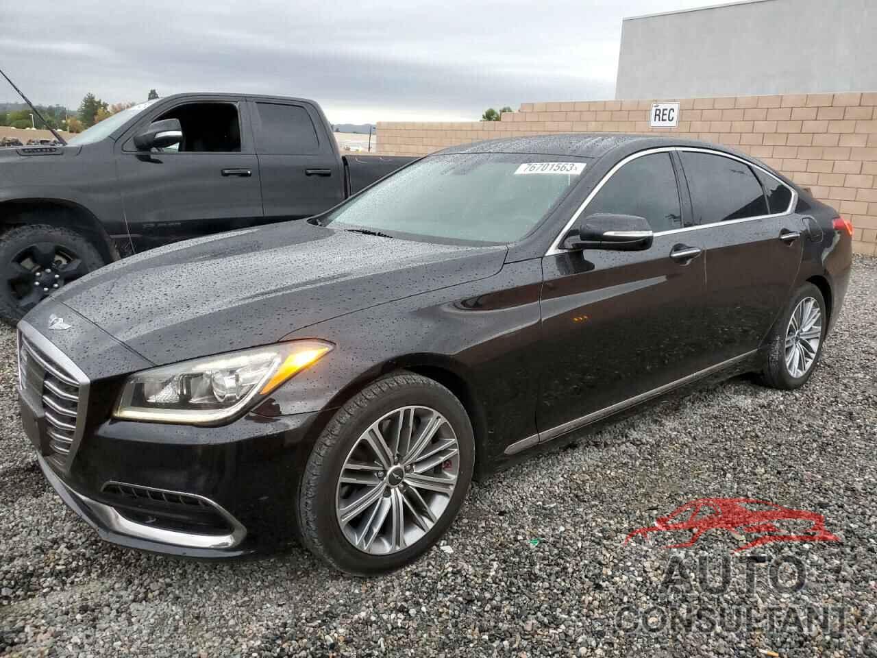 HYUNDAI GENESIS 2018 - KMHGN4JE3JU237296