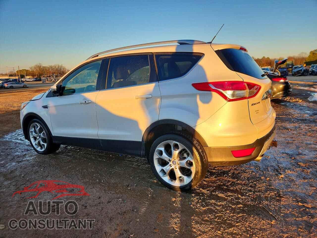 FORD ESCAPE 2014 - 1FMCU0J92EUD77231