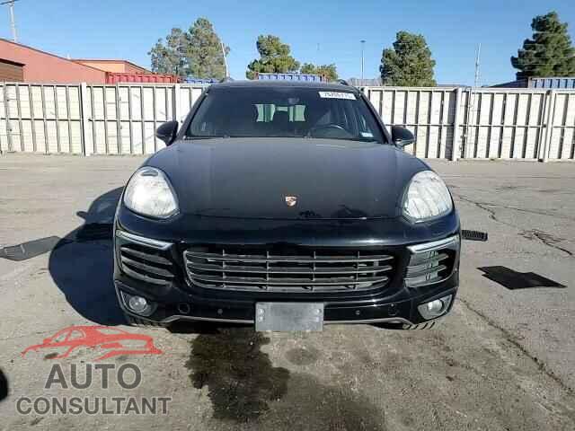 PORSCHE CAYENNE 2017 - WP1AA2A2XHKA84680