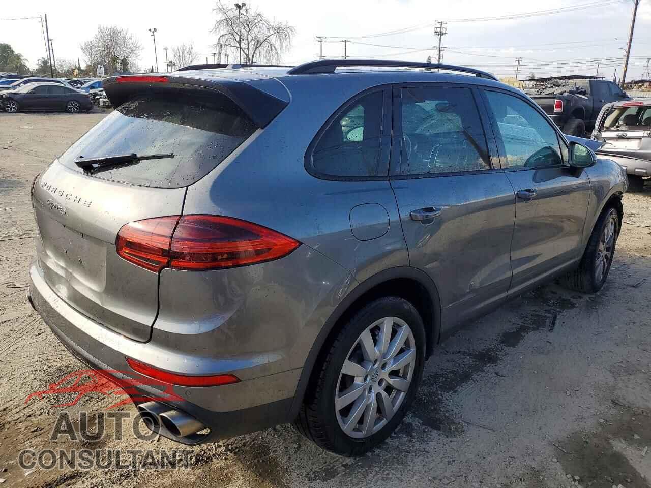 PORSCHE CAYENNE 2016 - WP1AB2A21GLA95590