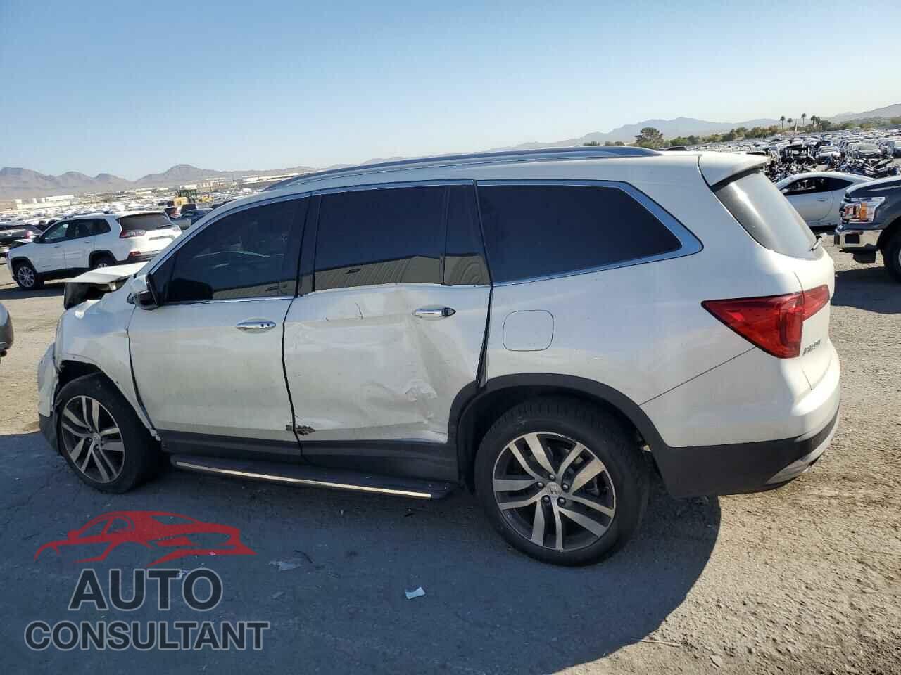 HONDA PILOT 2017 - 5FNYF6H92HB092491