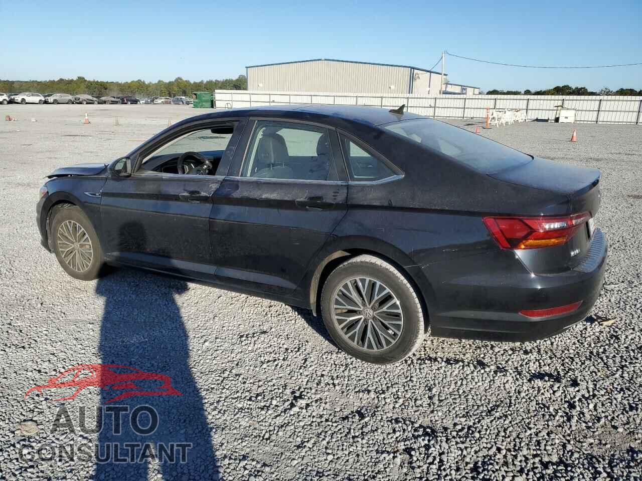 VOLKSWAGEN JETTA 2019 - 3VWEB7BUXKM237617