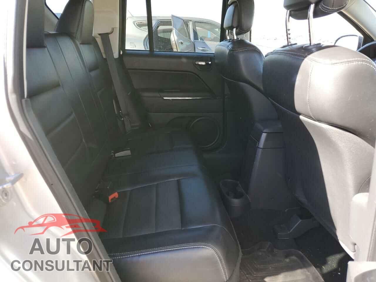 JEEP COMPASS 2011 - 1J4NF5FB5BD174274